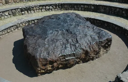 Is the Hoba meteorite the largest known on Earth, and does the weight people quote hold up?